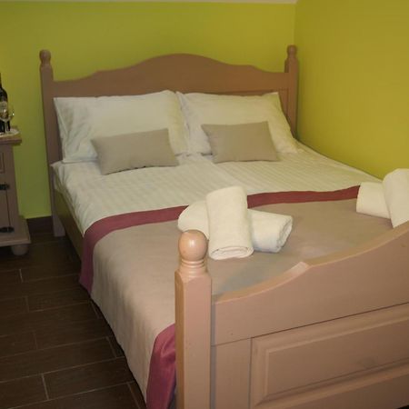 Hotel Pod Herbem -Pokoje Ozonowane بياليستوك الغرفة الصورة