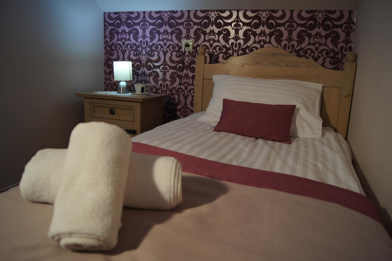 Hotel Pod Herbem -Pokoje Ozonowane بياليستوك الغرفة الصورة