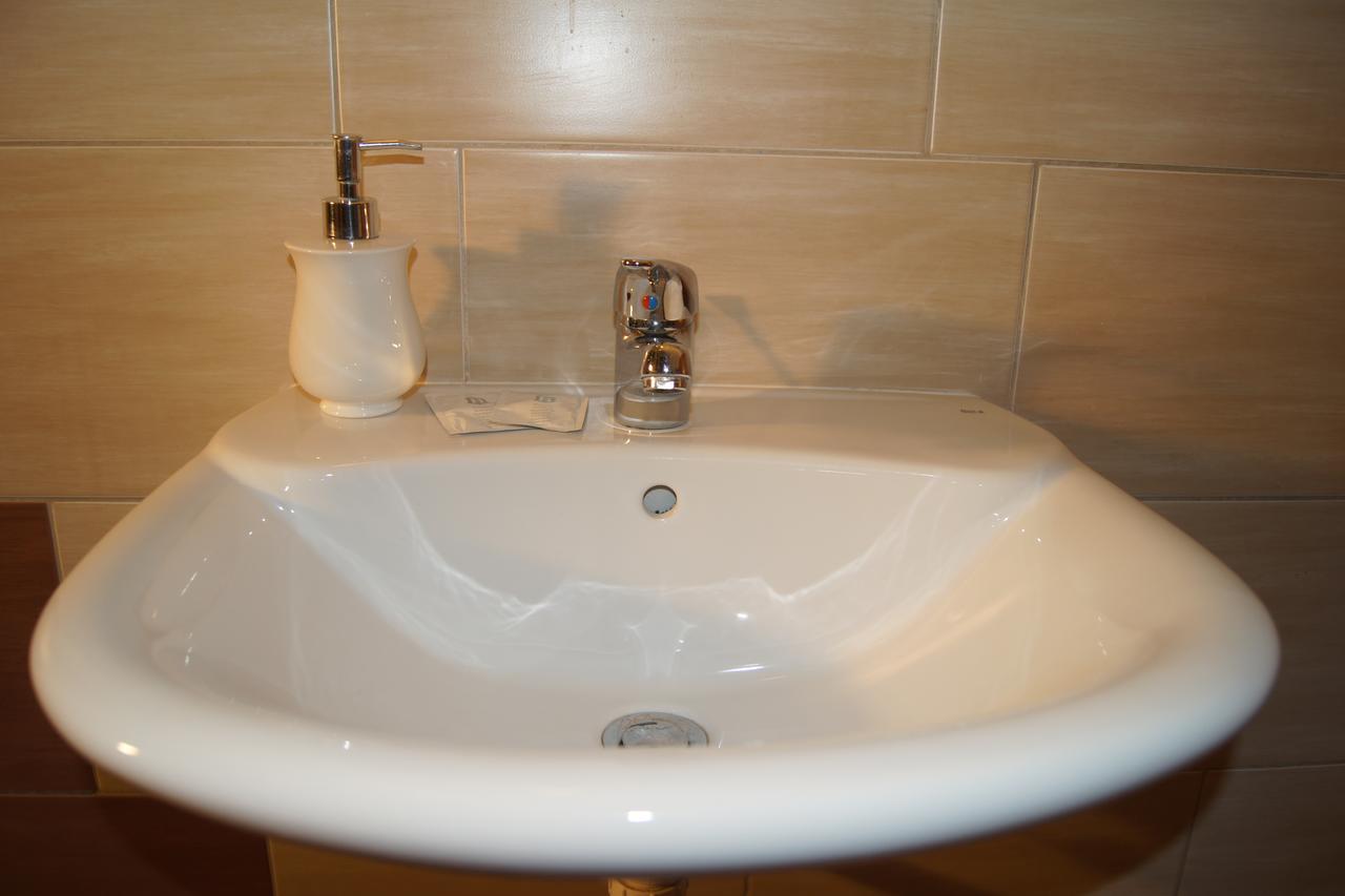 Hotel Pod Herbem -Pokoje Ozonowane بياليستوك المظهر الخارجي الصورة